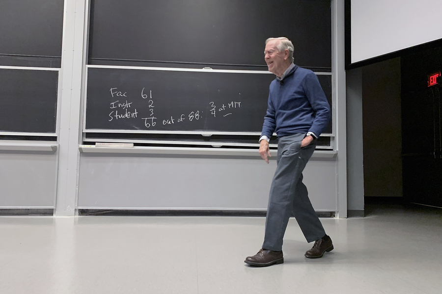 Gilbert Strang's final lecture at MIT